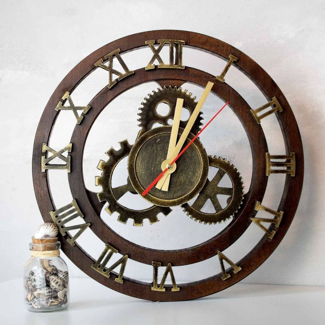 Wanduhr „Zahnrad“ aus Birkenholz