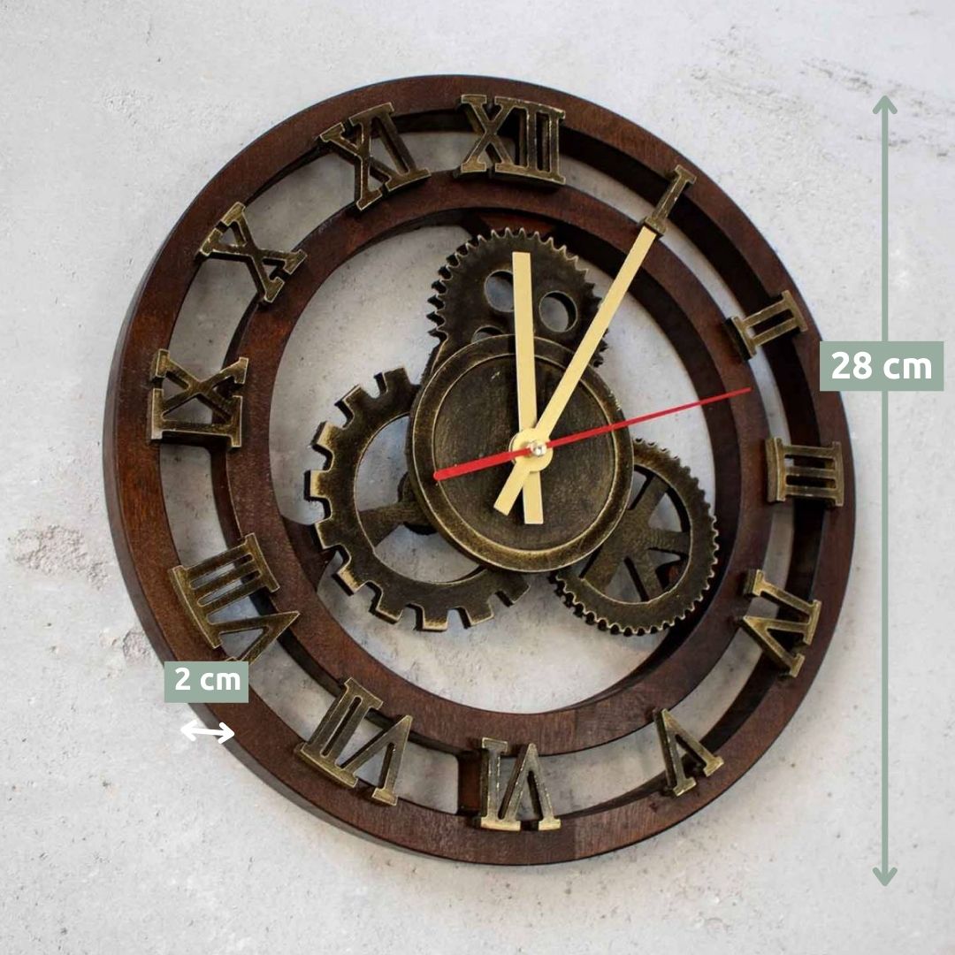 Wanduhr „Zahnrad“ aus Birkenholz