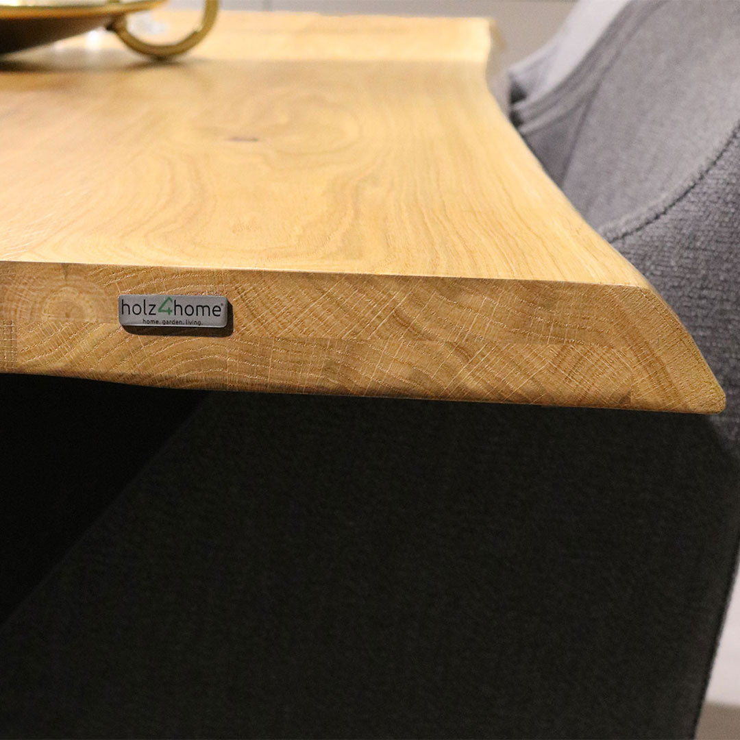 Massivholz Tischplatte aus Eiche mit Baumkante und Aufdopplung am Rand